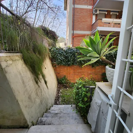 Πανσιόν Serenity Garden *